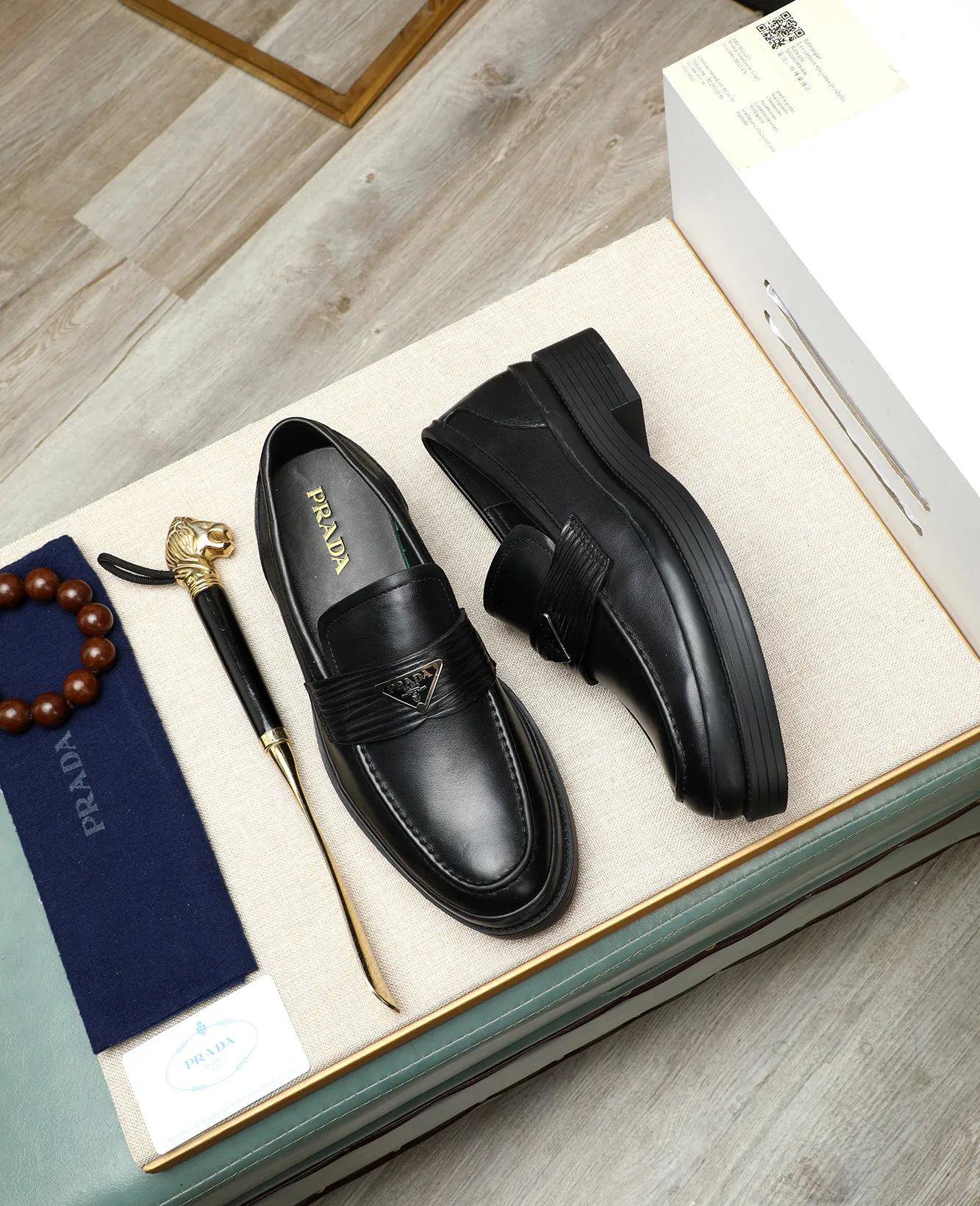 Men's men's shoes 💰540 (water-dyed cow leather) 📛📛PRADA high-end counter's latest formal business leather shoes 👔original and highest quality! Imported from Italy 🇮🇹 first-layer calfskin fabric ➕ cowhide lining Original outsole Formal size: 38➖44 (45 customized)